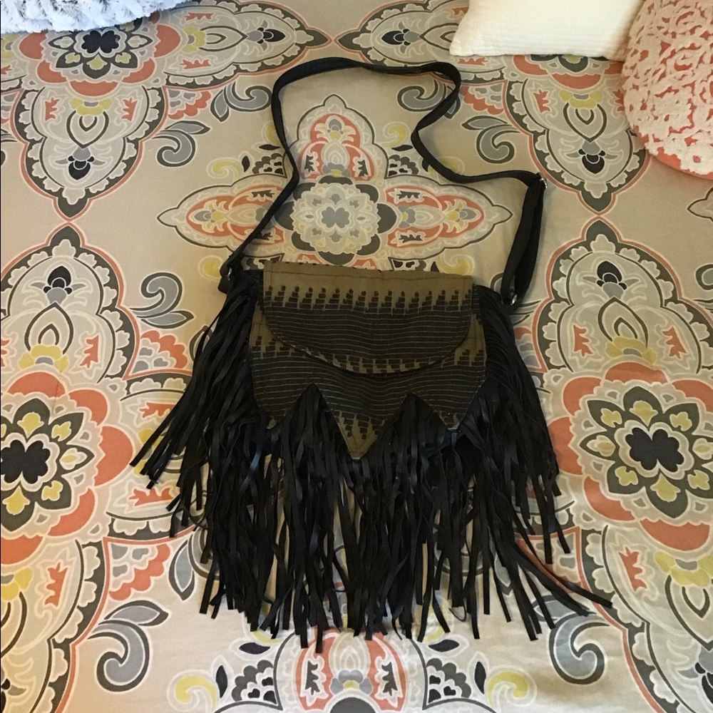 Crossbody purse from Urban Outfitters!